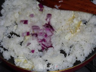 美极海鲜炒饭的做法步骤：9