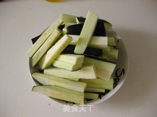 超级下饭菜----咸鱼茄子煲（免炸版）的做法步骤：5