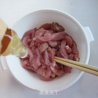 糖醋里脊的做法步骤：4