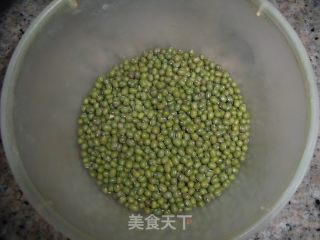绿豆海带汤的做法步骤：1