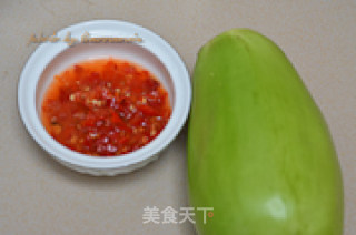 剁椒茄泥的做法步骤：1