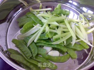 荷塘逸彩的做法步骤：5