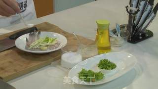 胡椒九肚鱼的做法步骤：3