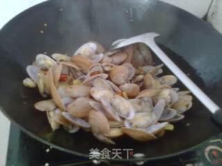 炒花甲的做法步骤：2