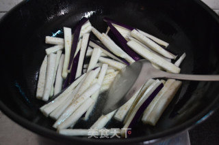 茄子烧豆角的做法步骤：4