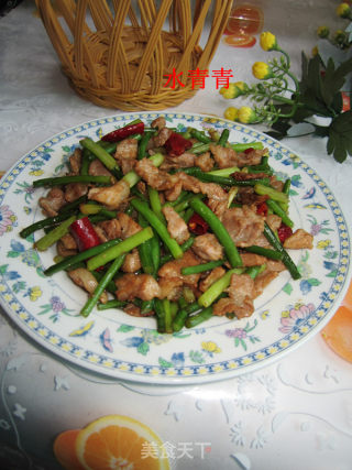 蒜苔炒瘦肉的做法步骤：9