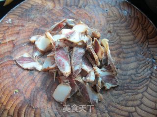腊肉酸菜丝的做法步骤：2