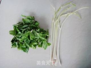 花生米拌芹菜的做法步骤：1