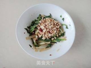 花生米拌芹菜的做法步骤：6