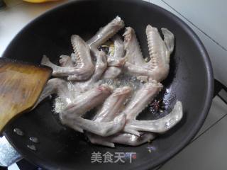 香辣啤酒鸭翅的做法步骤：3