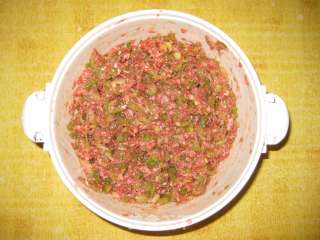 牛肉芹菜水饺的做法步骤：4