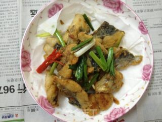 椒盐马鲛鱼的做法步骤：4