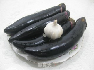 茄子佐蒜汁的做法步骤：1