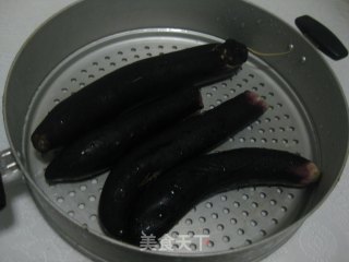 茄子佐蒜汁的做法步骤：2