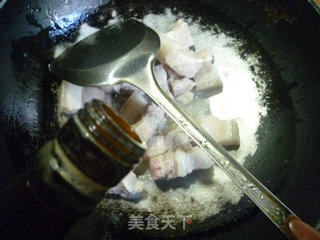 青椒烧五花肉的做法步骤：7