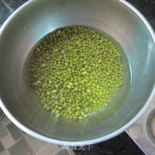 绿豆冰的做法步骤：1