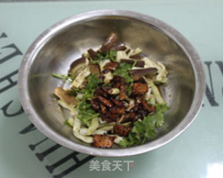 茄子拌芸豆的做法步骤：5