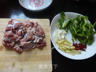 【香辣爆鸡胗】的做法步骤：3