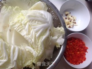夏日爽口白菜的做法步骤：1