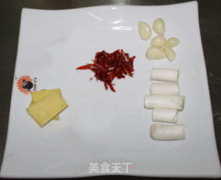 牛肉焖土豆的做法步骤：2