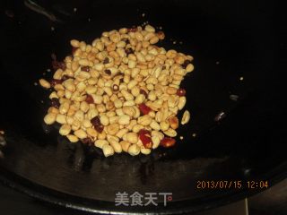 香炸花生仁的做法步骤：5