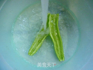 虾皮炒椒蛋的做法步骤：4