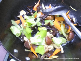香菇木耳肉片的做法步骤：7