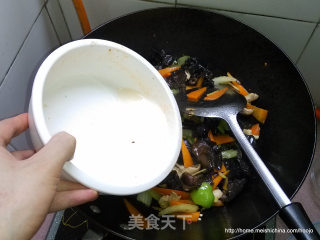 香菇木耳肉片的做法步骤：8