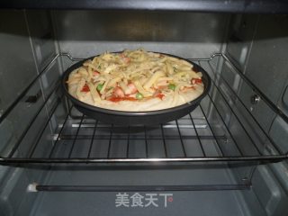 鲜虾鸡肉披萨的做法步骤：12