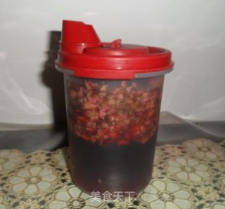 疏肝美颜保健饮品——玫瑰花醋的做法步骤：5