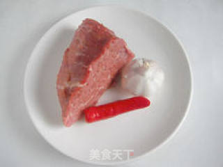 【蒜香牛肉粒】---  喜欢那一口牛肉香的做法步骤：1