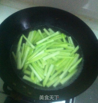 白灼芥蓝的做法步骤：4