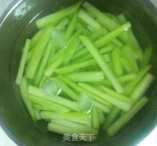 白灼芥蓝的做法步骤：5