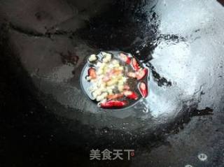 韭菜花炒平菇的做法步骤：4