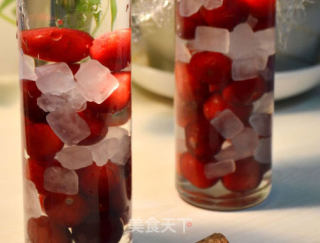 自制樱桃酒——乐趣多余味道的一次尝试的做法步骤：3