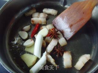 朴实的家常味---酱炖杂鱼的做法步骤：3