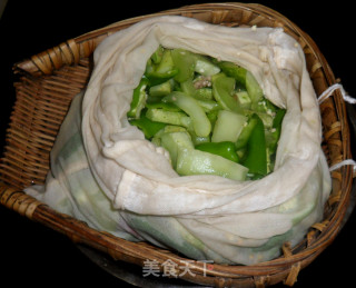 东北酱腌黄瓜的做法步骤：2