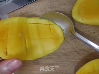 芒果糯米糍的做法步骤：1