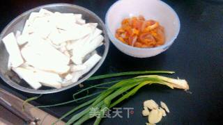 鸡丝炒杏鲍菇的做法步骤：1