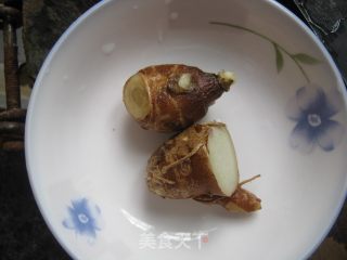 沙姜酱油鸡的做法步骤：1