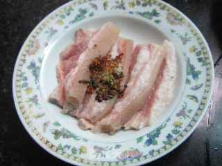 烤箱烤五花肉的做法步骤：2