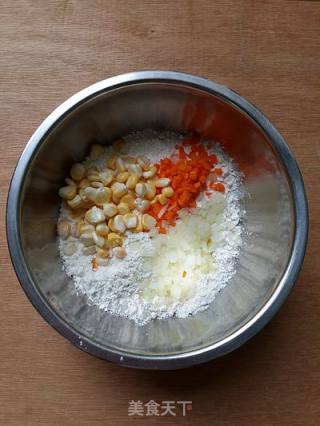 香甜玉米饼的做法步骤：2