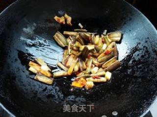 韭菜花炒茄子的做法步骤：7