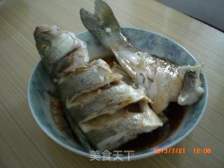 清蒸鲈鱼的做法步骤：8