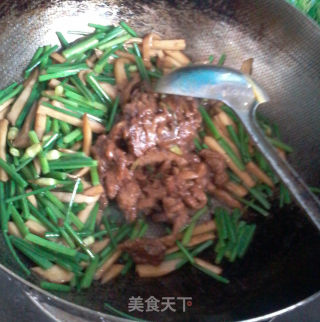 酱肉杏孢菇的做法步骤：4