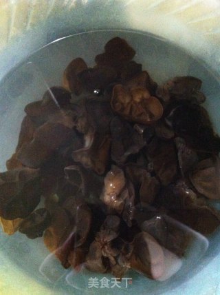 超详细的小木耳凉拌西瓜皮-大暑里的居家过日子菜的做法步骤：9