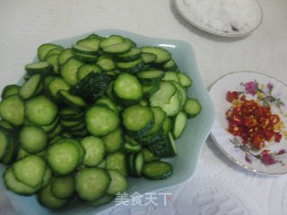 金钱黄瓜的做法步骤：2