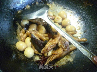 凤爪鹌鹑蛋的做法步骤：15