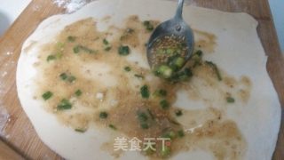 千层手撕饼的做法步骤：2