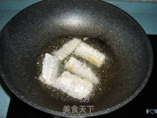 酥香-----【干炸带鱼】的做法步骤：4